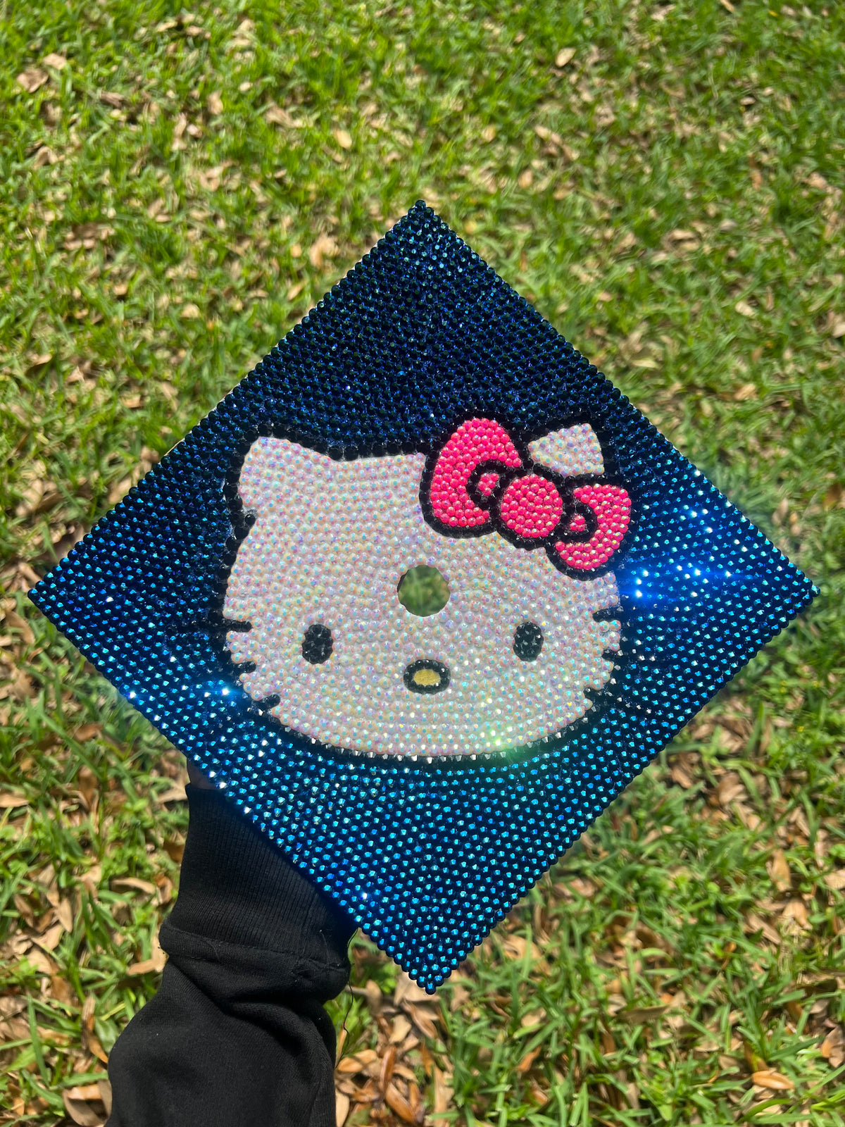 Hello Kitty Cap Topper